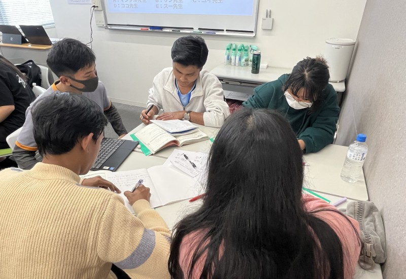 テーマ討論で理解と議論の力を育成